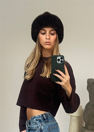 Tyra hat Dark Leo Boii Studios 